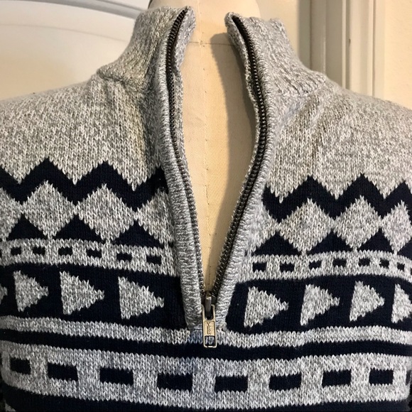 Urban PIPELINE Sweater / Like New / Host Pick - Picture 2 of 11